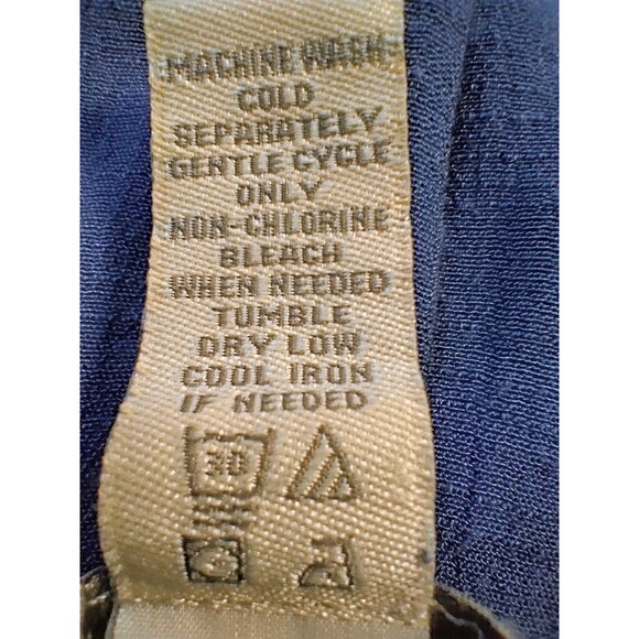 Bit & Bridle Women's L Blue Blouse Top Pintuck‎ Pleated Rayon Blend Short Sleeve - Picture 4 of 4